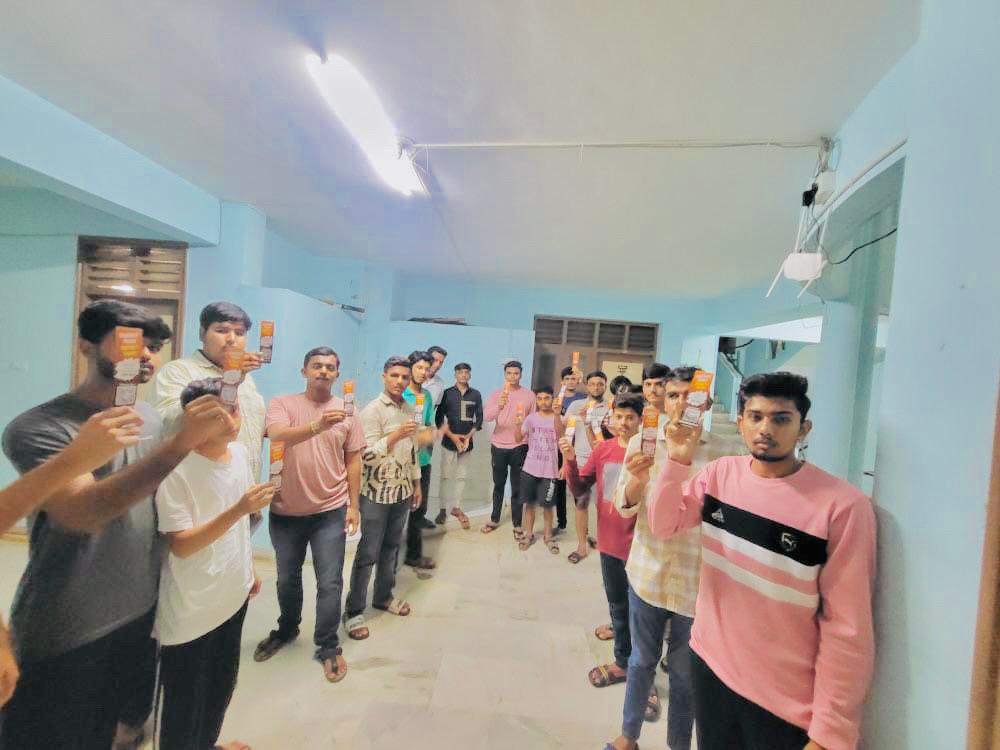 ABVPGujarat's tweet photo. #NationalStudentsDay ркирк┐ркорк┐ркдрлЗ #ABVPAnand ркжрлНрк╡рк╛рк░рк╛ рк╡рк┐ркзрк╛рк░рлНркерлАркУркирлЗ ркмрлБркХркорк╛рк░рлНркХркирлБркВ рк╡рк┐ркдрк░ркг ркХрк░рк╡рк╛ркорк╛ркВ ркЖрк╡рлНркпрлБркВ..
#ABVPFoundationDay
#ABVPGujarat https://t.co/3msC08v7mQ