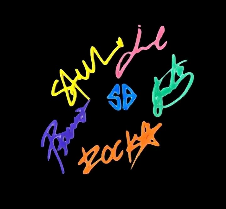 ode_to_felip's tweet image. i thought yung friend group na yun yung tipong hindi rin kayo gusto 

nakalapag sa armchair yung phone ko, clear case, may picture ken sa likod, tapos nagulat ako lumapit classmate ko sabi niya, &quot;fan ka niya? fan ka ken suson?&quot; ++