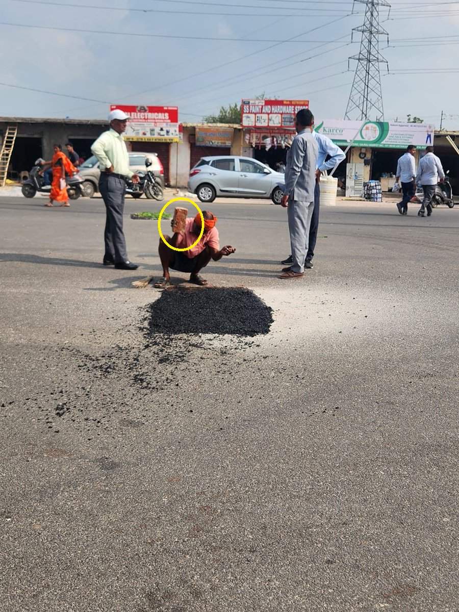 .<a href="/IasAlok/">Alok Kumar 🇮🇳</a> <a href="/ChiefSecyUP/">Chief Secretary, GoUP</a> <a href="/ChiefSecy_UP/">Manoj Kumar Singh, IAS, Chief Secretary, UP</a> <a href="/NandiGuptaBJP/">Nand Gopal Gupta 'Nandi'</a> <a href="/myogiadityanath/">Yogi Adityanath</a> <a href="/myogioffice/">Yogi Adityanath Office</a> आप भी देखें वर्ल्ड क्लास <a href="/noida_authority/">NOIDA Authority</a> प्राधिकरण का पैच वर्क करने का वर्ल्ड क्लास तरीका। <a href="/lalclicks/">lal singh</a> <a href="/DhaorAshni/">Ashni Dhaor</a> <a href="/vinodrajputs/">Vinod Rajput</a> <a href="/MeenakshiSTOI/">Meenakshi Sinha</a> <a href="/rockme26/">Mango Man *Amiit Gupta*</a> <a href="/scribe_anjali/">Anjali singh</a> <a href="/CeoNoida/">CEO, NOIDA Authority</a>