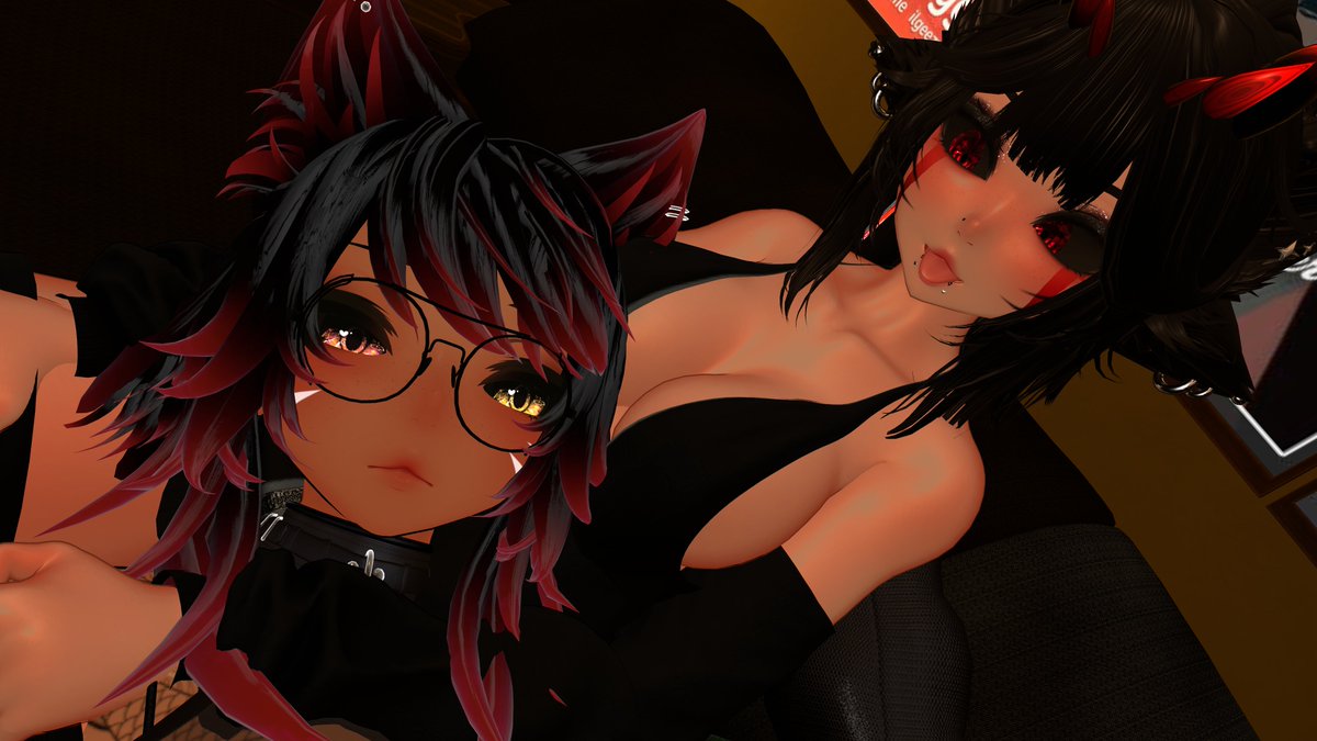 Cthulhusvr's tweet image. Happy birthday smelly @crimson_cutie7