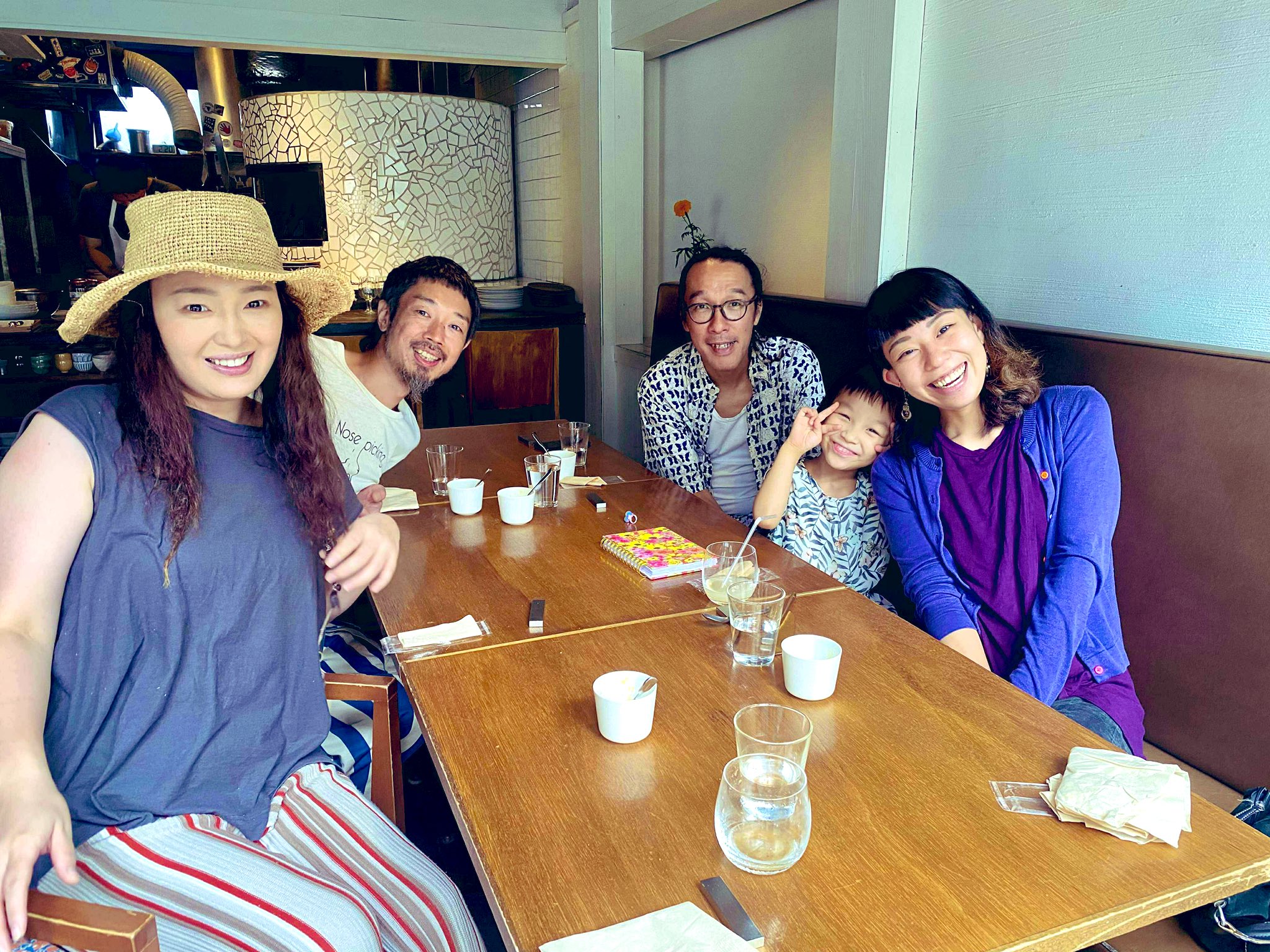 纏め売りヒョンビンAloha Cafe Dream①②+写真集+CDDVD 纏め売りヒョンビンAloha Cafe Dream①②+写真集+CDDVD