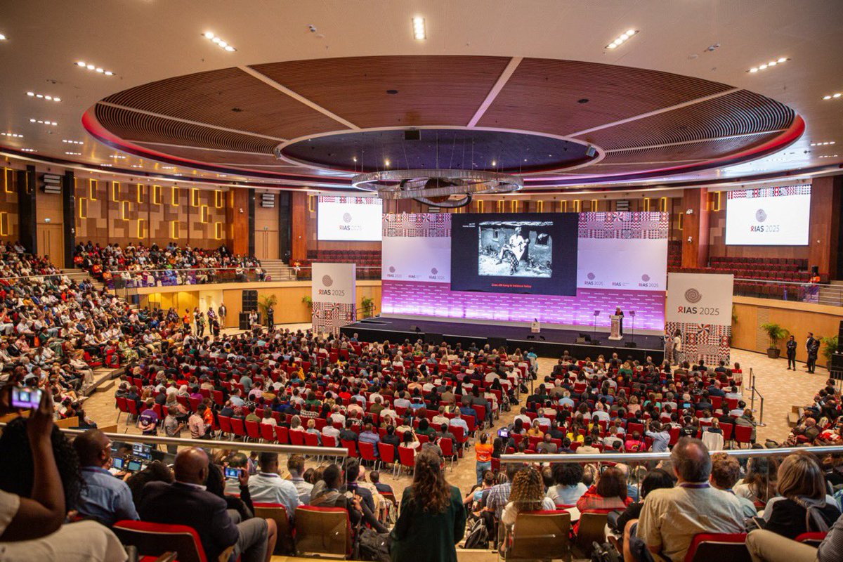 GILO YOUNG POSITIVES FOUNDATION tweet media