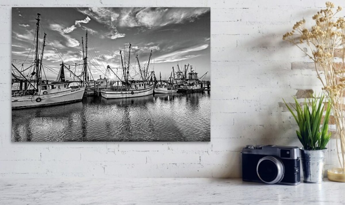 SteveRich_Photo's tweet photo. Shrimping Life - Port Royal  SC  Black and White
https://t.co/KYTKKvvynB
#ShrimpBoats #PortRoyalSC #CoastalHeritage #MaritimeArt #LowcountryLegacy #NauticalDecor #WorkingWaterfront https://t.co/mQjQbd2zRG