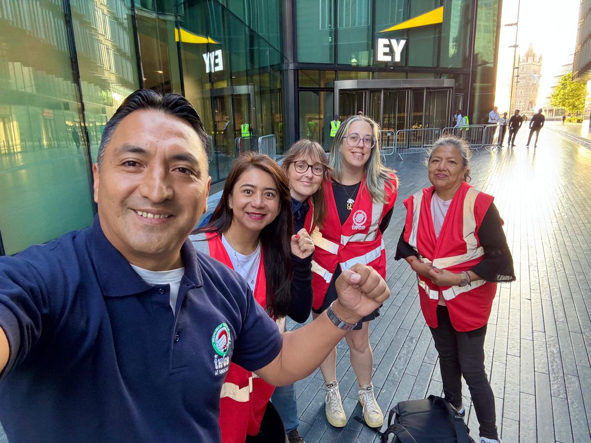 IWGBunion's tweet image. Up bright and early for our first pickets outside EY!
We will not allow this multibillion pound company to treat us like dirt and get away with it.
Join us from 12pm outside 1 More London Place for the protest.
