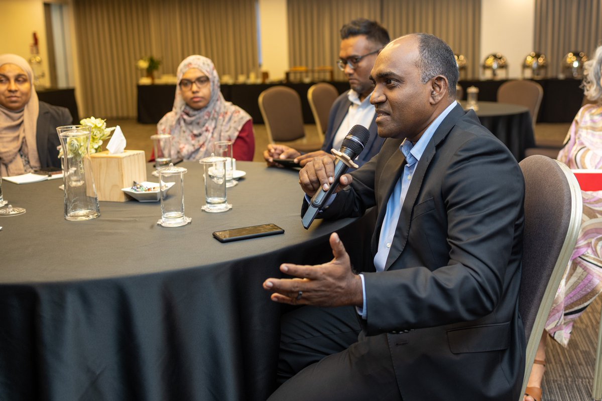 UNDP Maldives (@undpmaldives) on Twitter photo "Building a creative economy is a co-creation process - empowering talents, entrepreneurs & investors. Turning policy into action takes strong public-private-community partnerships." <a href="/PekChuanGan/">Pek Chuan Gan 顏碧玔</a>
"Creative Economy" series by <a href="/MoEDmv/">Ministry of Economic Development and Trade</a> & <a href="/ADB_HQ/">Asian Development Bank</a> 🤝 <a href="/UNDPMaldives/">UNDP Maldives</a> & @britishcouncil "Building a creative economy is a co-creation process - empowering talents, entrepreneurs & investors. Turning policy into action takes strong public-private-community partnerships." <a href="/PekChuanGan/">Pek Chuan Gan 顏碧玔</a>
"Creative Economy" series by <a href="/MoEDmv/">Ministry of Economic Development and Trade</a> & <a href="/ADB_HQ/">Asian Development Bank</a> 🤝 <a href="/UNDPMaldives/">UNDP Maldives</a> & @britishcouncil