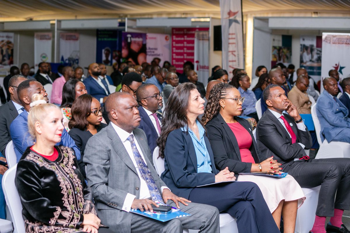 SmicoSA1's tweet photo. 🎤 SMICO présente à la Conférence Nationale de la Microfinance ce 14 juillet à Lubumbashi, représentée par son Directeur Général.
💡 Résilience, digitalisation & réformes pour une microfinance plus solide et inclusive en RDC 🇨🇩.
#SMICO #Karavia2025 #MicrofinanceRDC https://t.co/TspjSBTJs1