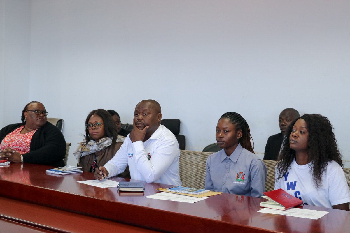 UNZambia's tweet image. When leadership listens, change begins. 💬 Yesterday's fruitful dialogue with Muchinga Province PS & Provincial heads of govt departments lit the path for action under #SpotlightInitiative 2.0. Together, turning conversations into community-powered solutions to end GBV. 💜🌍