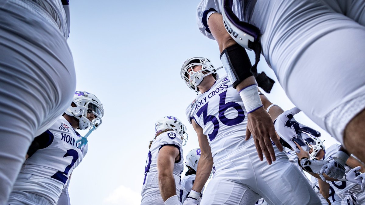 HCrossFB's tweet image. Six more Saturdays.

goholycross.com/fbtix

#GoCrossGo
