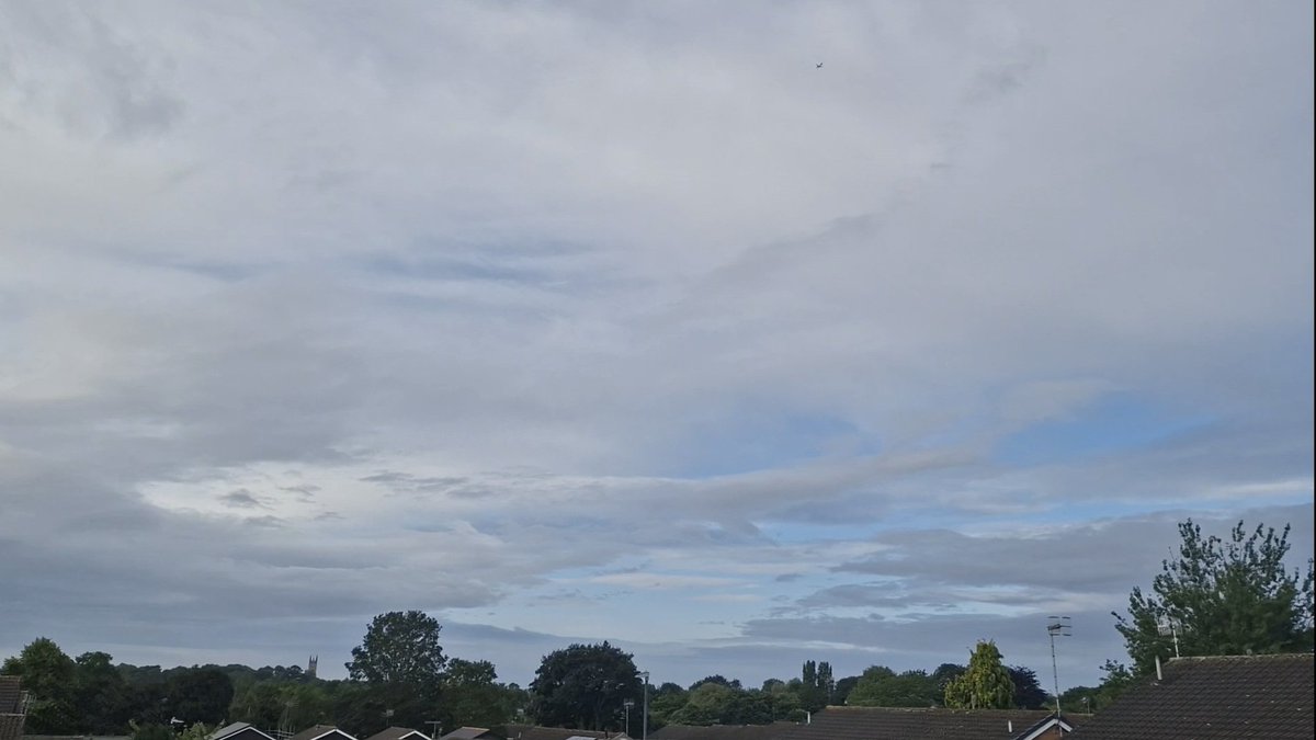 Possible Rain Showers....

....here today, breezy, around 19 degrees celcius.

#sky #clouds #weather #nature #NaturePhotography #tuesdayvibe #morning #new #TuesdayFeeling