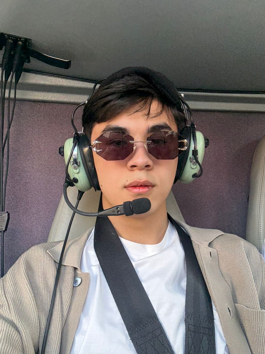 GMJSindarov's tweet image. Hello X 👋
Little message from Las Vegas for @chess_freestyle