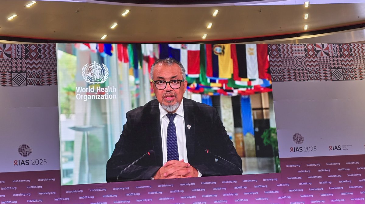 WHORwanda's tweet image. At #IAS2025 in Kigali, @WHO DG @DrTedros opened the conference with a strong call to action:
"We face shrinking funding & rising global challenges—but this is exactly when the HIV response must not pause. Instead, we must innovate, invest &involve communities more than ever."