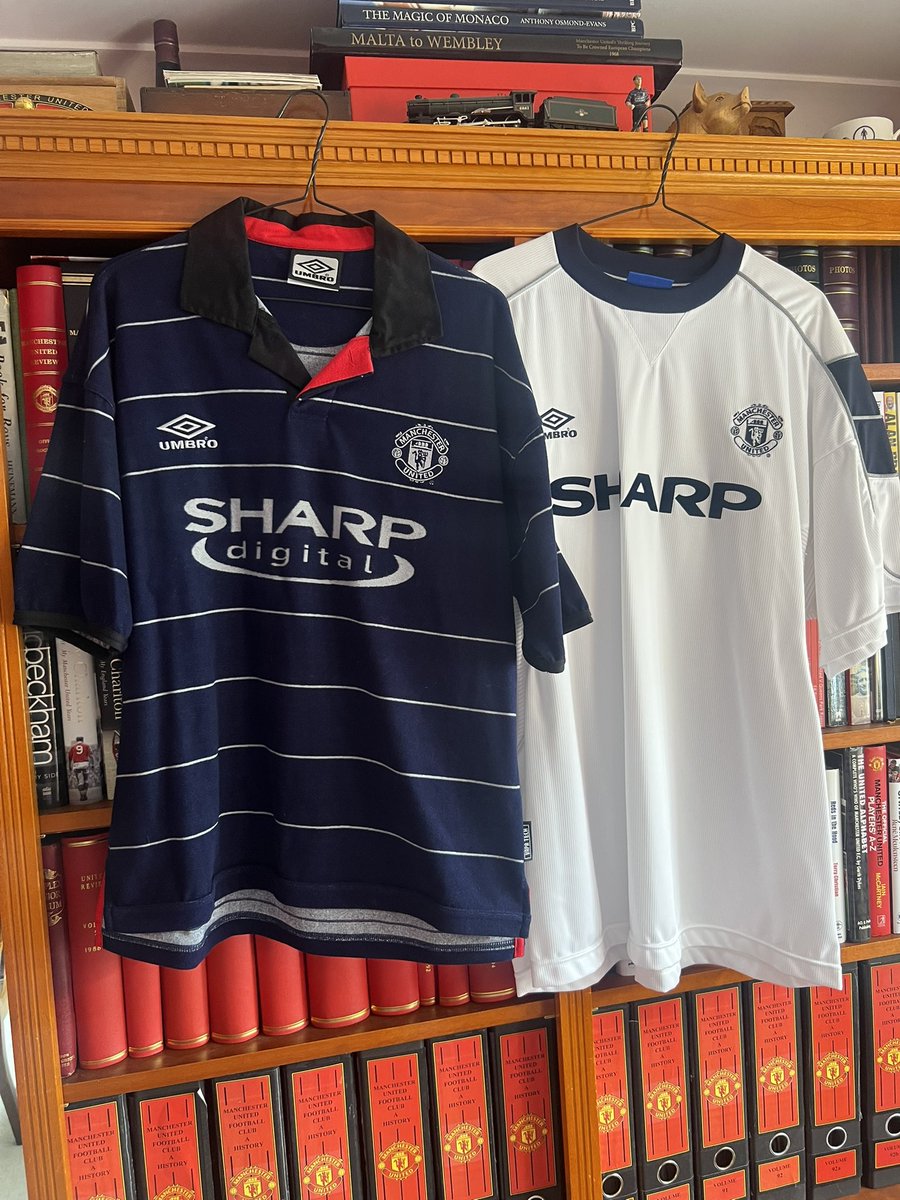 Manchester United shirt history. In the summer of 1999. Umbro issued a new away and 3rd kit. The blue away shirt was made of a strange, almost towelling material, whilst the white 3rd shirt was seldom used. These were the last shirts issued with Sharp as sponsors. #MUFC #UTFR