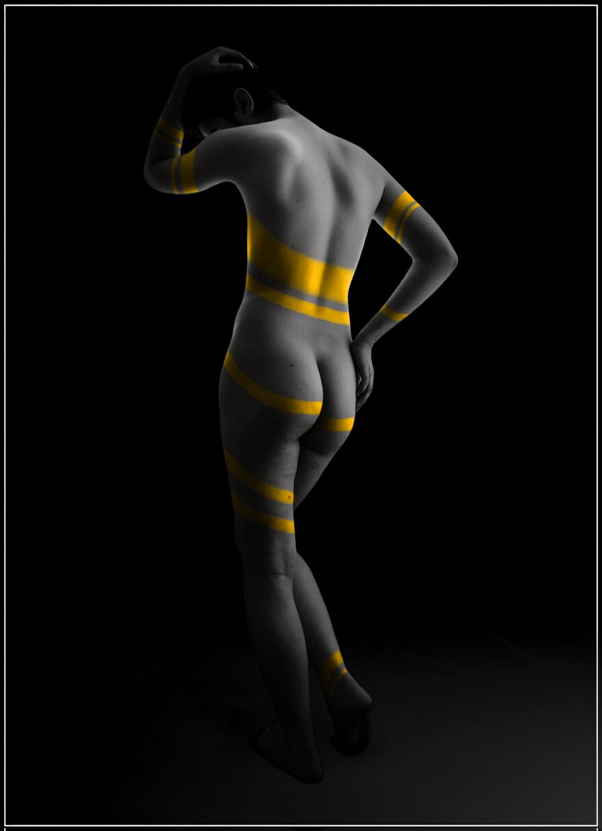 maleselfart's tweet photo. Nude self portrait photography black and white 🖼️

#NewProfilePic #nudefineart https://t.co/s7Os3iZGGT