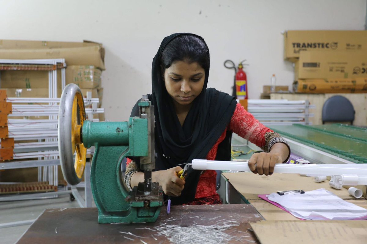 EUinBangladesh's tweet image. World Youth Skills Day 2025
#EU4Youth #SkillsForFuture #StrongerTogether
Today, we celebrate the energy, creativity, and potential of young people across Bangladesh. The EU is proud to stand with Bangladesh in empowering its youth through skills, mobility, and opportunity.
🔹…