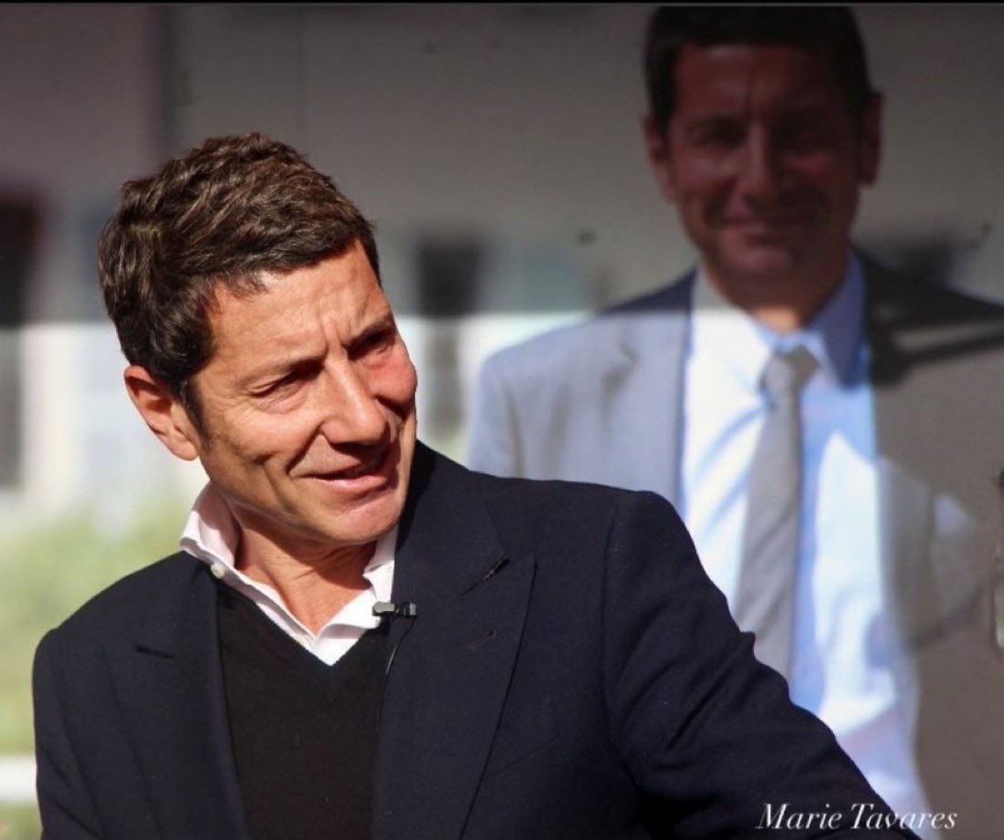 Alors que la Macron-sphère a fait preuve hier d’une espèce de réflexe de « lucidité terminale » 😫( terme médical précis : regain de vie avant la mort) , n’oublions pas aujourd’hui que le PR et le PM, c’est blanc bonnet et bonnet blanc. Le PM va nous annoncer son plan budgétaire
