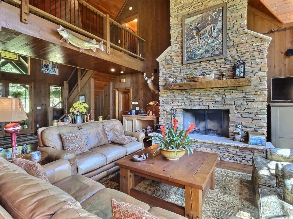 Eliason Realty tweet media