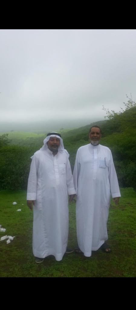 اللهم لك الحمد من ذكرياتي الجميله في صلاله مع اخي ابوبدر  متعه الله بالصحه والعافيه في أجواء ممتعه ورائعه