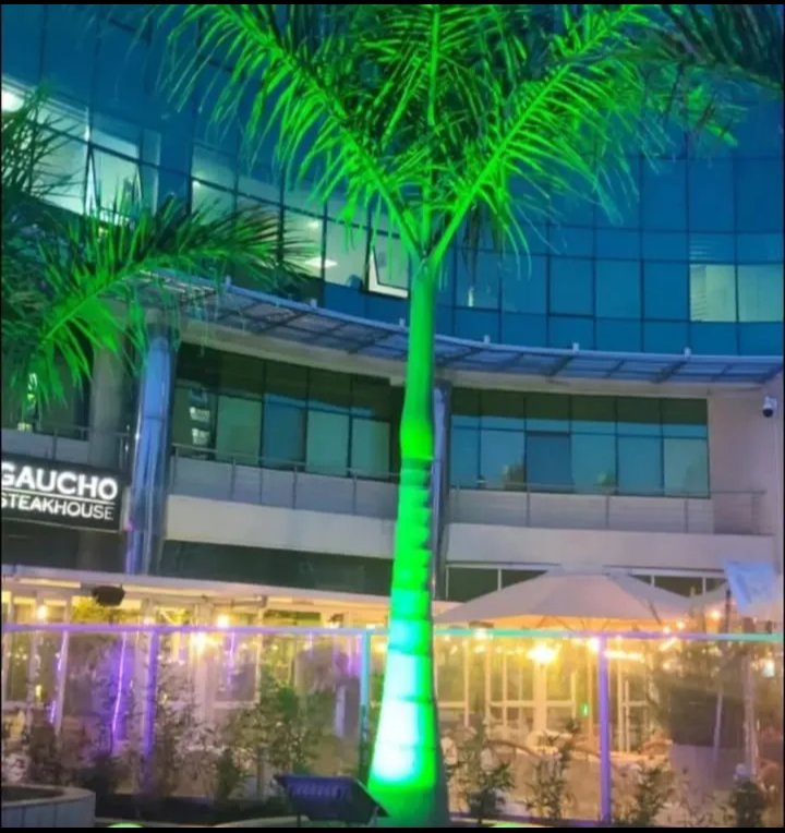 ClasicEquipment's tweet image. Multicolor Solar Floodlights. 
Comes with a Remote to choose the color you prefer.
60w - ksh 6,500.
100w - 8,500.
200w -  10,000.
300w - 11,500.
800w -  14,500.

 0721275514. 

#Solarfloodlights #multicolour  #garden #gardenlights #restaurant #outdoorlighting #decorlighting