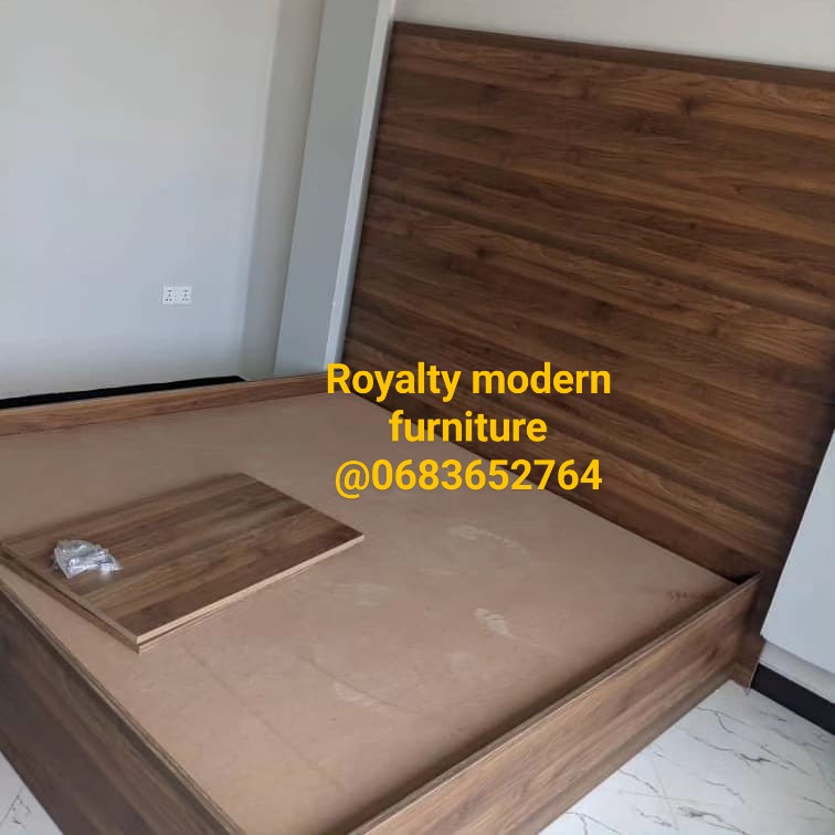 Mnalalia vitanda Gani jaman? Royalty modern furniture ni watengenezaji furniture zote Kwa meter square

🪑Mbao zake ni Mdf kutoka uturuki

  💰Bei zetu ni nafuu

📍Tunapatikana Mbezi-Jogoo

🛻Huduma zinatolewa na mikoani pia

📞Call : 0683652764
📲Whatsapp:wa.me/+255683652764