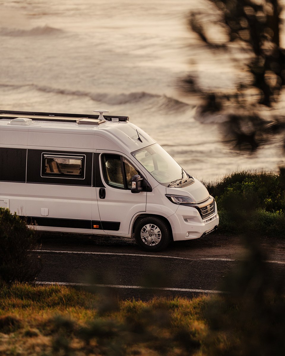 gointerstate's tweet image. 🌅 Sunset above, waves below, home&apos;s wherever you park.⁠
Chase the sun and find the kind of view that makes you forget your phone has a calendar.⁠
🌊 Where would you stop for a sunset like this?⁠
⁠
#vanlife #motorhome #campervan
