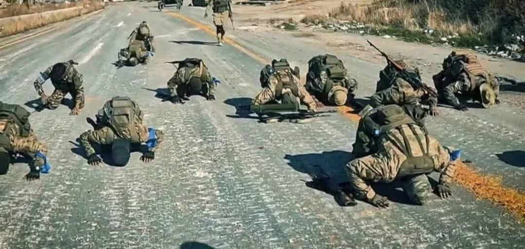 📸 Syrian government forces in Suwayda.