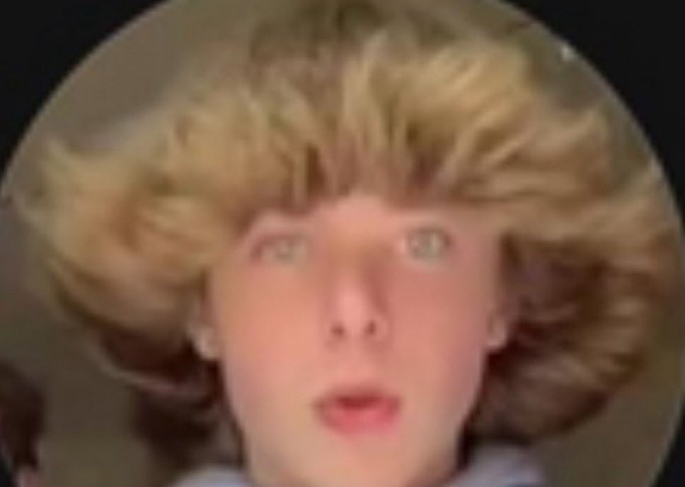 I hate teenage white boys because why do they all have this hair