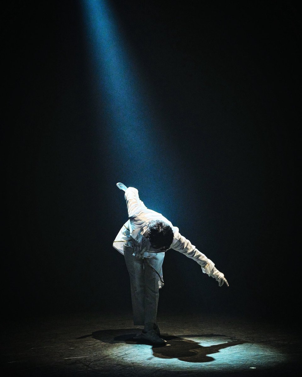 湊執事。

唯一無二の華俳優。

もっと魅力を引き出したいと思わせてくれる素敵な俳優。

これからも楽しみにしてますよ。湊執事？

(執事長)

#アクバト