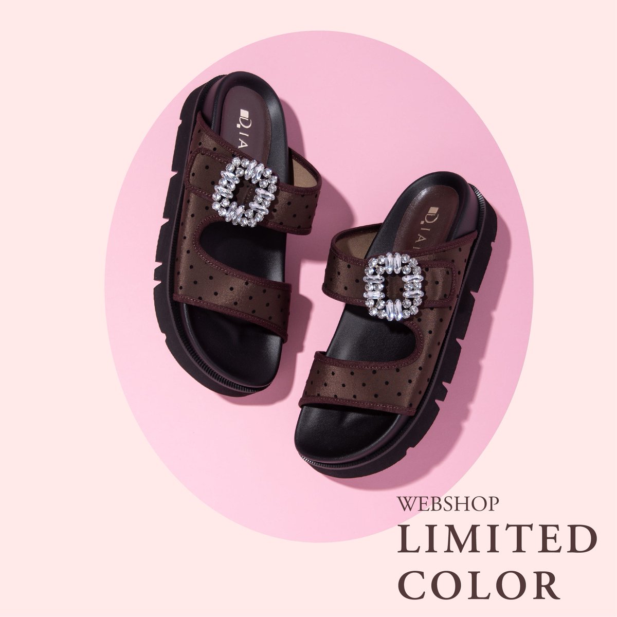 早い者勝ち！値下げしました　DIANA ネイビー リボン付きパンプス 箱付き 1月1日店舗発売👟】+dianaのハッピーニュースニーカーを全部履い