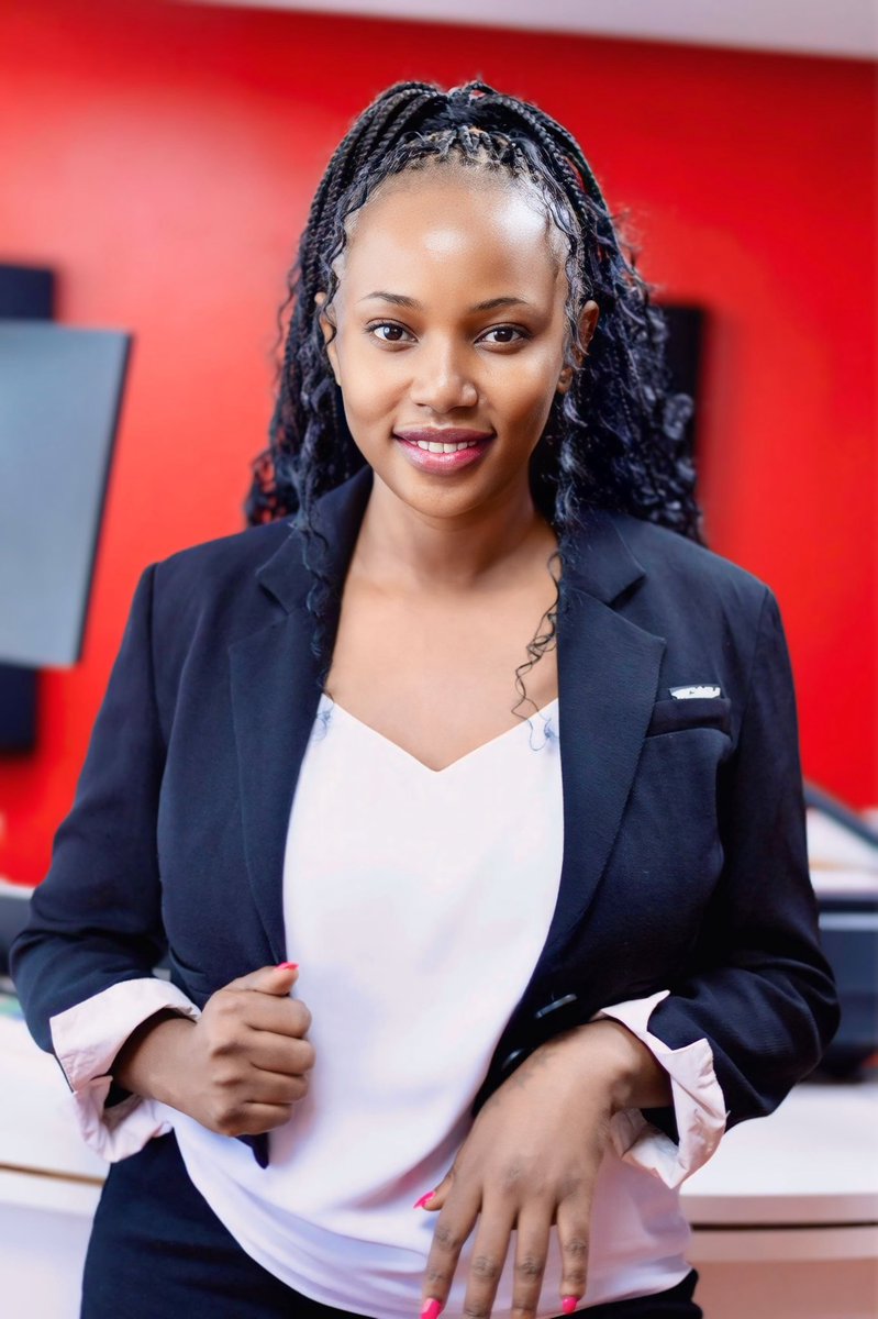 We’re live on air. <a href="/882SanyuFM/">88.2 Sanyu FM</a> What’s on your mind this Tuesday?Drop me your shoutouts, rants, or good vibes. #TheLoungeLive #callmekori