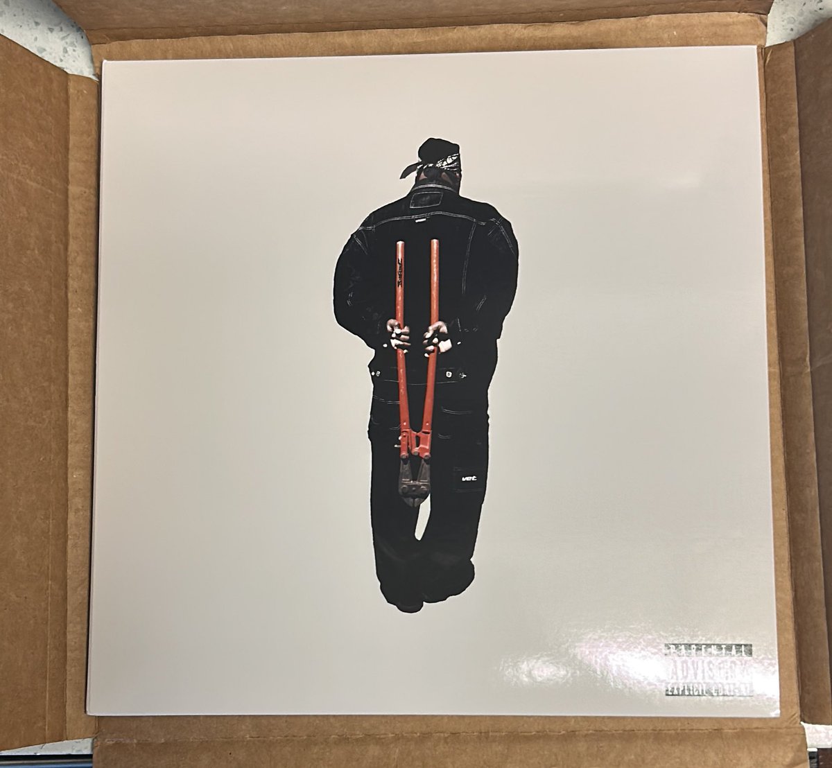 RodeoTheAlbum's tweet image. JACKBOYS 2 vinyl with 7 songs have started to be delivered 💿
1. CHAMPAIN & VACAY (no Pusha T bar)
2. 2000 EXCURSION
3. KICK OUT (feat. 21 Savage)
4. DUMBO
5. WHERE WAS YOU (feat. Playboi Carti & Future)
6. BEEP BEEP (feat. SahBabii)
7. OUTSIDE (feat. YoungBoy Never Broke Again)