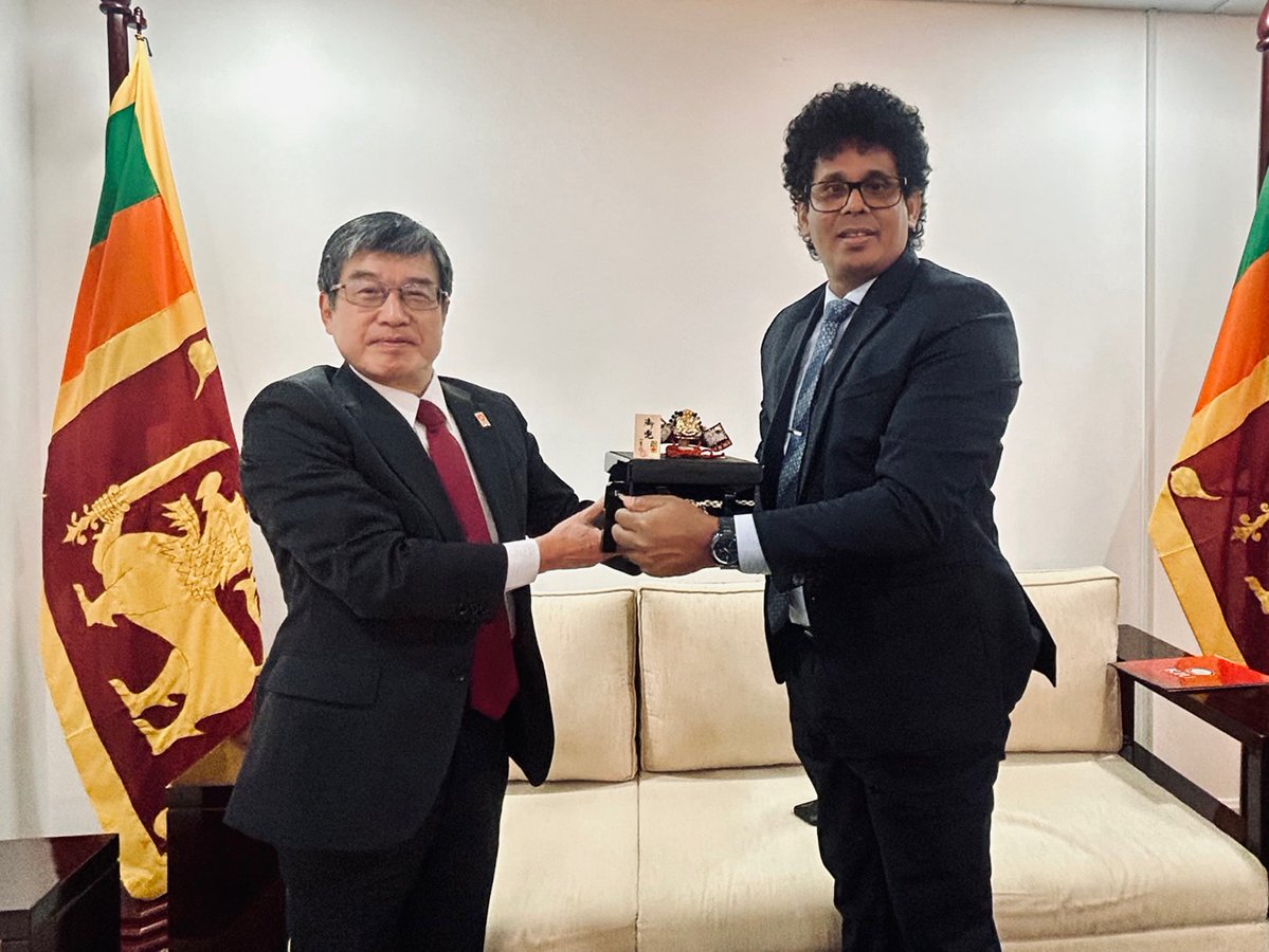 JapanEmb_SL's tweet image. On 15th July, Amb ISOMATA paid a courtesy call on Wasantha Samarasinghe, Minister of Trade.
Congratulations on assuming President of SL-JP Parliamentary Friendship Association!