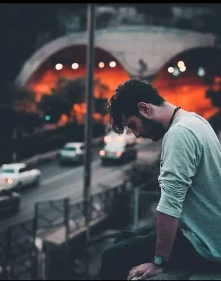 #قومی_زبان #PAK_PG 
دل ہی مر گیا ورنہ ہم سے بھی 
 بہت رونقیں ہوا کرتیں تھیں