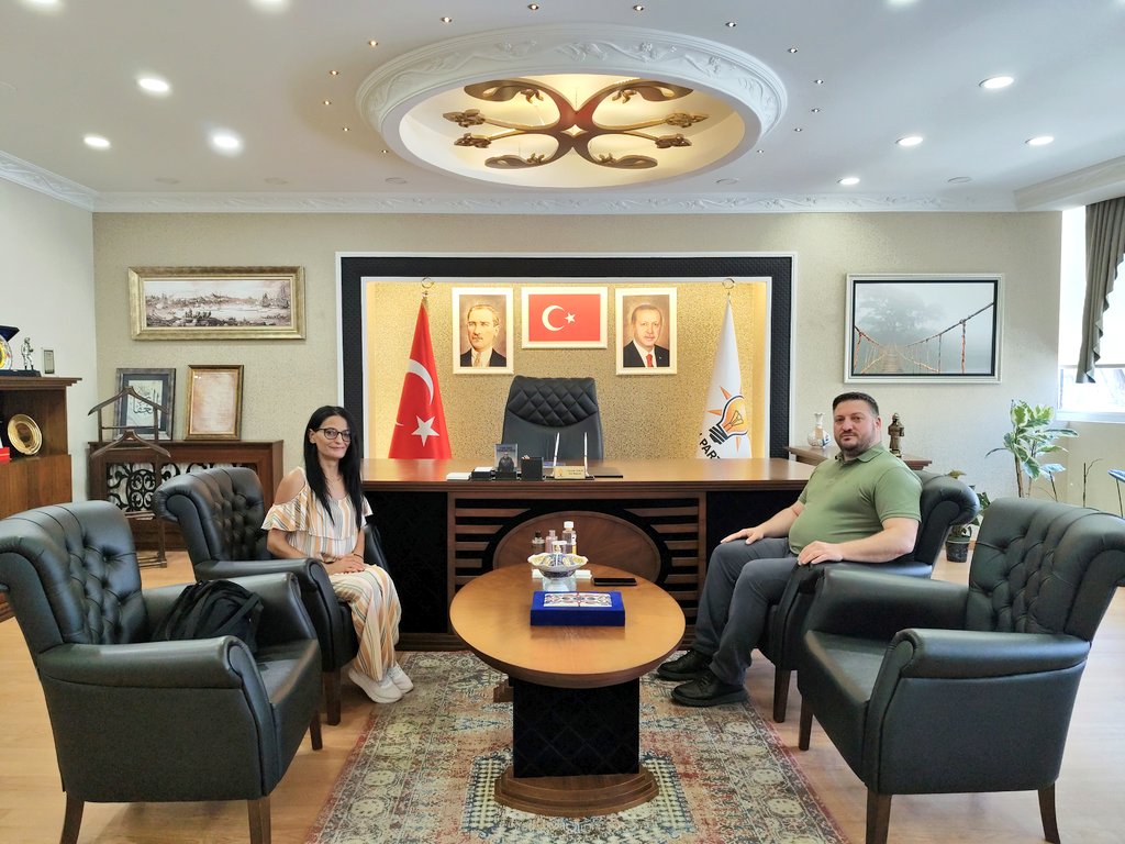 Feyzullah Torlak فيظ الله تورلاك (@feyzullahtorlak) on Twitter photo UHA Sancaktepe Bölge Temsilcisi Gazeteci Muhabir Gülseven Taş'ı ilçe başkanlığımızda misafir ettik.
Nazik ziyaretleri için teşekkür ederim.
<a href="/abdullahozdemir/">Abdullah Özdemir</a>
<a href="/UgurUyhan/">Uğur Uyhan</a>
<a href="/ak_sancaktepe/">AK Parti Sancaktepe</a> UHA Sancaktepe Bölge Temsilcisi Gazeteci Muhabir Gülseven Taş'ı ilçe başkanlığımızda misafir ettik.
Nazik ziyaretleri için teşekkür ederim.
<a href="/abdullahozdemir/">Abdullah Özdemir</a>
<a href="/UgurUyhan/">Uğur Uyhan</a>
<a href="/ak_sancaktepe/">AK Parti Sancaktepe</a>