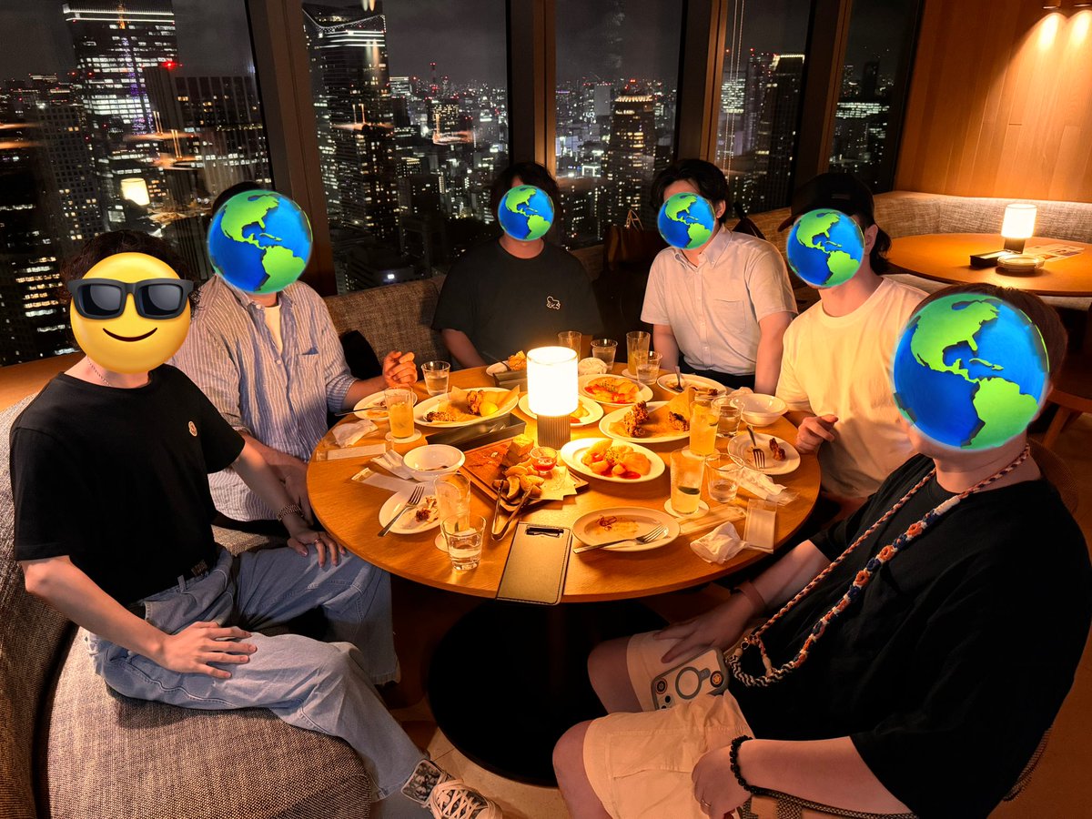 yt_map's tweet photo. パスタ軍団向けにロンさん@CEO_loves_tech が特別にAIセミナーを開いてくださいました✨

実務に則した形でワークも含めてみっちりやってもらい、更にパワーアップの予感しかない。
また、今回成績優秀者2名を表彰しました。 https://t.co/7QVTqgqIPx