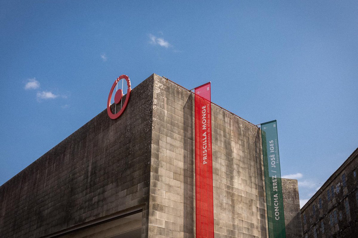 CGACSantiago's tweet image. Museo aberto! Esperámoste de martes a domingo de 11h a 20h. Somérxete na arte contemporánea!🖤
@CulturaXunta