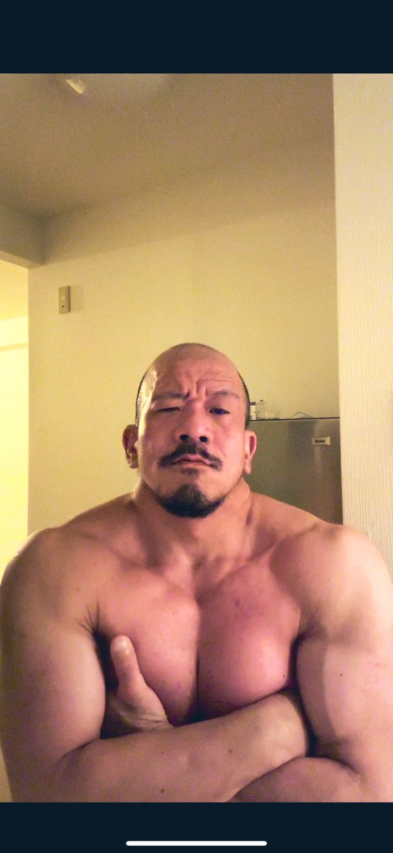 ７月１５日　火曜日　曇り時☔️雨
ＯＰＥＮ２１時 ＣＬＯＳＥ４時

また梅雨に戻ったみたいで蒸し蒸し暑いですね、今日もクーラーガンガンにして店内冷やしてお待ちしております。本日も皆様宜しくお願いします。

#ゲイバー #大井町 #品川区 #ミックスバー #gay #gaybar #大井町ゲイバー