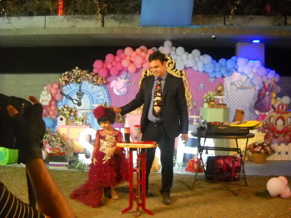 omarsharif81's tweet image. 🎂Happy birthday to cute girl, be a noble woman of Bangladesh🇧🇩
🔍To know more search Google Images:- Birthday party best famous smart Magician Omar Sharif of BD/ Magician in Dhaka/ Magician in Bangladesh
#Birthday #Celebration #Best #Magicshow #Magic #Event #Planner #Dhaka #BD