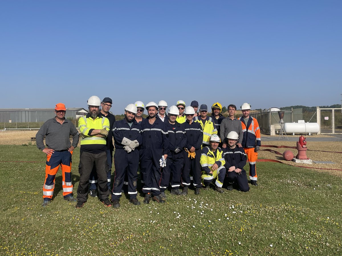 📑 Saviez-vous que France Gaz Liquides dispensait de nombreuses formations ? Une centaine de sessions certifiées QUALIOPI sont organisées chaque année pour former aux métiers liés à l’activité des gaz !
Pour vous inscrire à une formation, c’est ici 👇

francegazliquides.fr/vos-services-p…