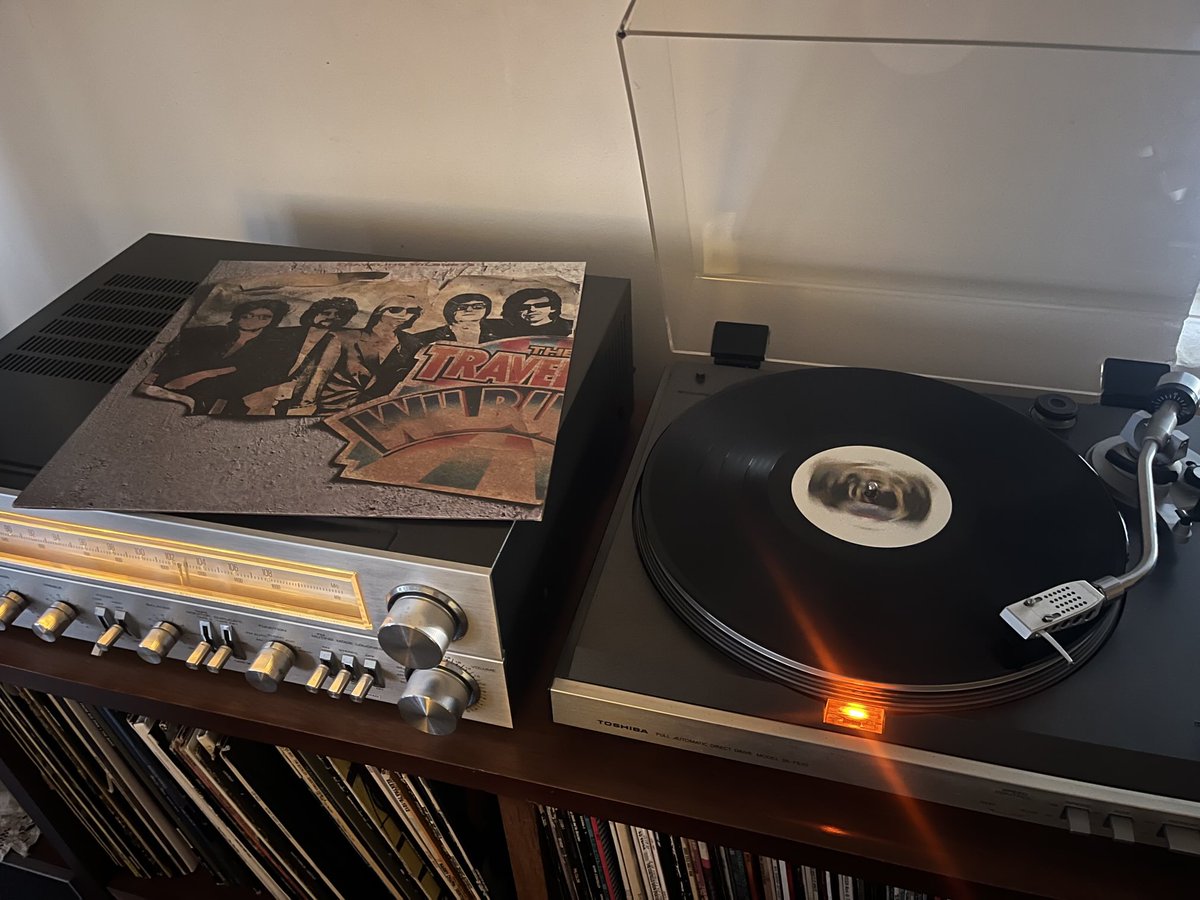 Damian White tweet media