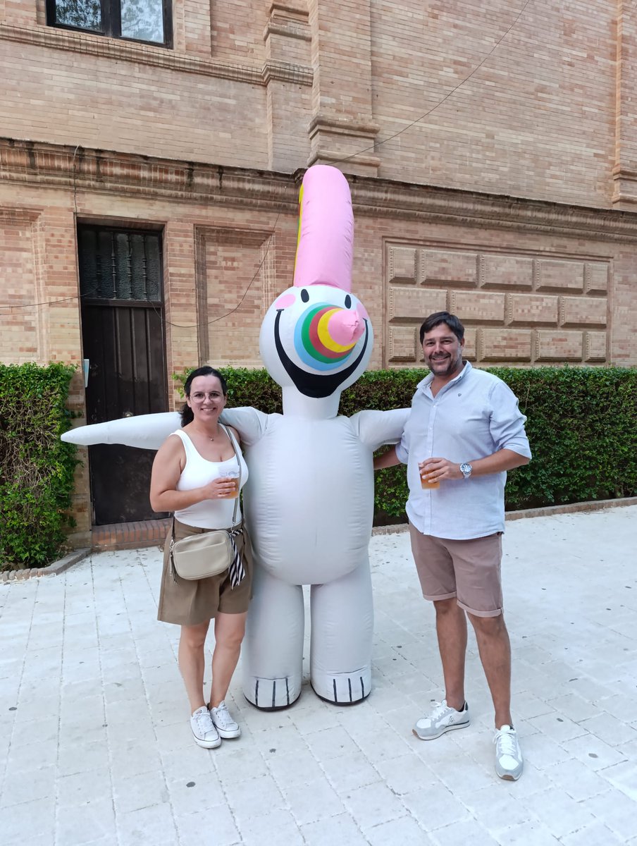 Siempre es una alegría volver a encontrarse con buenos amigos que tanto nos hicieron disfrutar antaño!!! Con <a href="/CurroExpo92/">Curro Expo´92</a> en <a href="/iconicafest/">Icónica Santalucía Sevilla Fest</a>