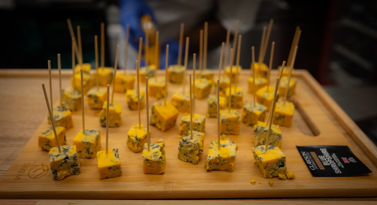 UKPavilion2025's tweet image. Thank you to the 3000+ guests who joined us for our 2-day Festival of Flavours celebration at the UK Pavilion — and to @alexjameshq James for bringing the spirit of British food, drink and music.
#ComeBuildTheFuture #Expo2025