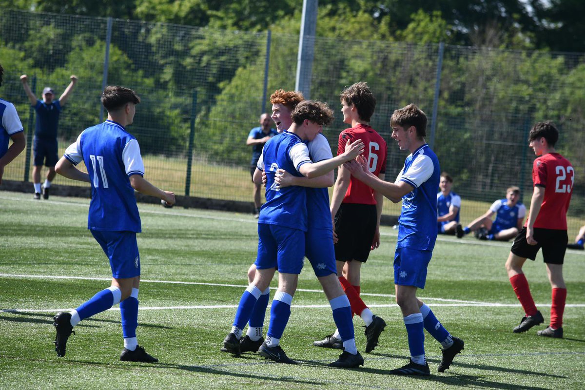 Celtic U18’s are looking to recruit new players to join the team ✍️

The team compete in the high level North West Youth Alliance league on Sunday’s and train on Wednesday’s. 

Contact Manager Dave on 07970908619.