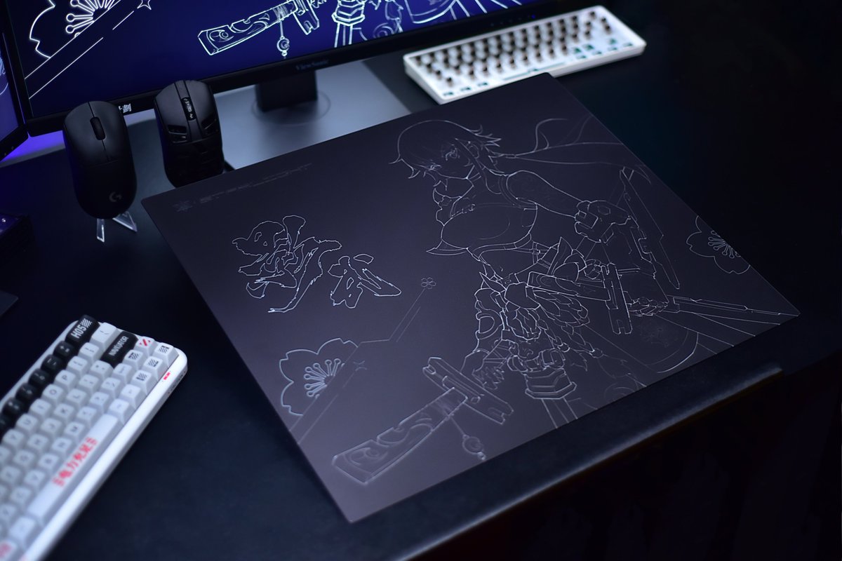 AXGamingPunk's tweet image. Why do so many people like glass mouse pads?