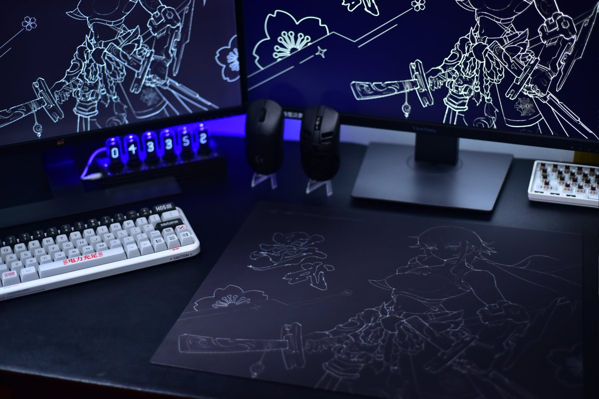 AXGamingPunk's tweet image. Why do so many people like glass mouse pads?