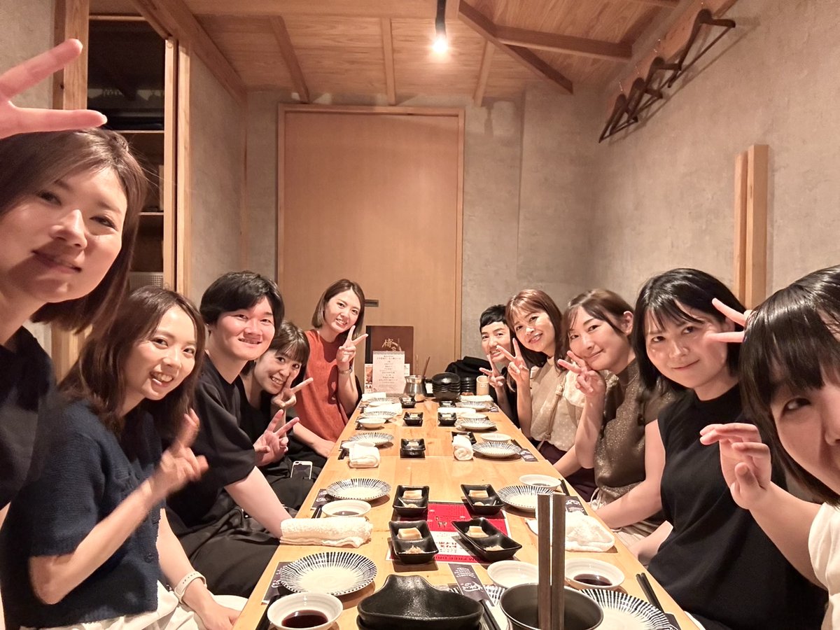 ゆうき|集客・美容系Webデザイン (@satoko_design) on Twitter photo 先日、がみ添削顧問(<a href="/gami_design/">がみ|Webデザイン添削顧問</a>)福岡オフ会に参加してきました🌼
作業会ではがみさんに直接質問できたり、食事会ではみんなでがみさんの誕生日のお祝いをしたり…とにかく盛りだくさんで濃い時間でした!✨ 先日、がみ添削顧問(<a href="/gami_design/">がみ|Webデザイン添削顧問</a>)福岡オフ会に参加してきました🌼
作業会ではがみさんに直接質問できたり、食事会ではみんなでがみさんの誕生日のお祝いをしたり…とにかく盛りだくさんで濃い時間でした!✨