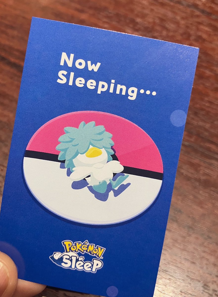 O__Iocchann's tweet image. ﾎﾟｹｾｿでステッカー配ってます！^ ^ってもらったステッカーモフ期のﾊﾞｼ子みたいなクワさんだったかわいい