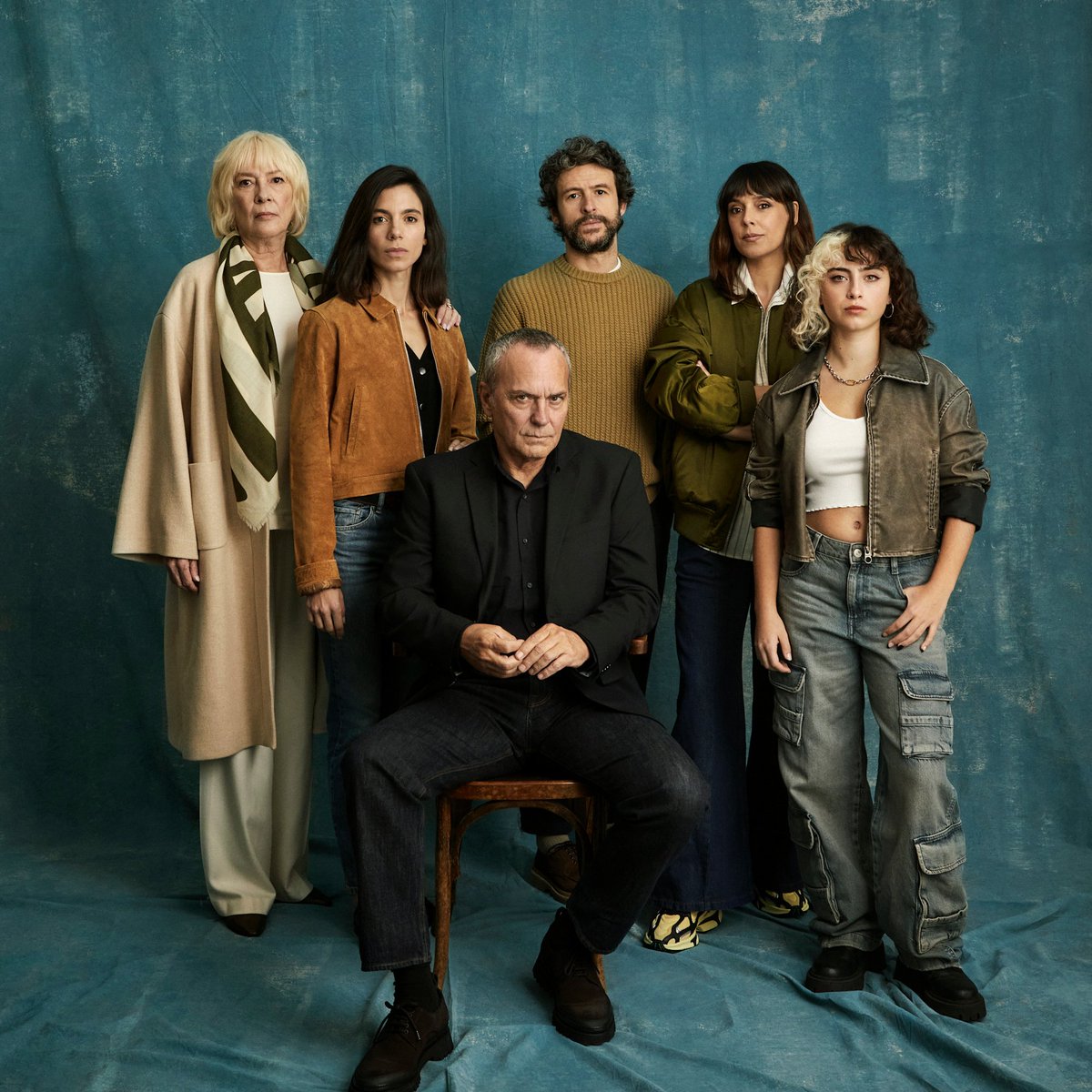 CEOE_ES's tweet image. 🎬Nuestro asociado @NetflixES lanza la serie 'Legado' sobre una familia que dirige un grupo #empresarial llamado Progresa
Pero mucho antes de que llegara a la pantalla📲, #Progresa ya era un proyecto real de @CEOE_Campus
¿Quieres saber de qué va? ➡ceoecampus.es/programa/progr…