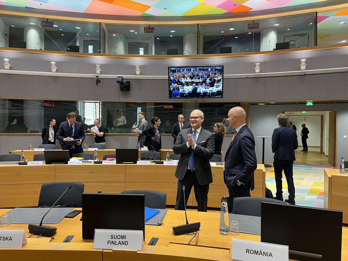 Finland in EU (@finlandineu) on Twitter photo 🇪🇺 The #FAC is gathered in Brussels today to discuss:
🔹Russian aggression against 🇺🇦 with Minister <a href="/andrii_sybiha/">Andrii Sybiha 🇺🇦</a>
🔹Georgia 🇬🇪
🔹the Middle East
🔹The New Pact for the Mediterranean
🇫🇮 is represented by State Secretary <a href="/PasiRayala/">Pasi Rajala</a>
👉 Full agenda: consilium.europa.eu/en/meetings/fa… 🇪🇺 The #FAC is gathered in Brussels today to discuss:
🔹Russian aggression against 🇺🇦 with Minister <a href="/andrii_sybiha/">Andrii Sybiha 🇺🇦</a>
🔹Georgia 🇬🇪
🔹the Middle East
🔹The New Pact for the Mediterranean
🇫🇮 is represented by State Secretary <a href="/PasiRayala/">Pasi Rajala</a>
👉 Full agenda: consilium.europa.eu/en/meetings/fa…