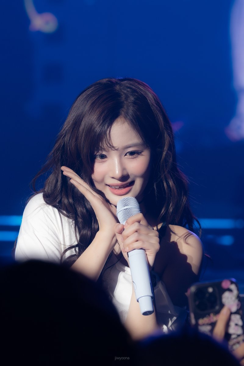 250712 NSWER VACATION    🐰🩷
#설윤 #SULLYOON #엔믹스 #NMIXX #エンミックス