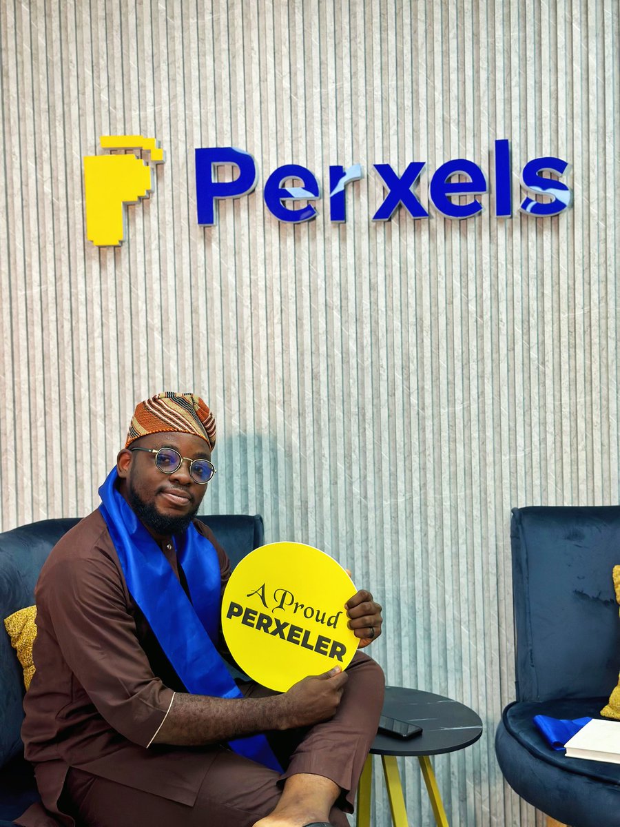 perxels's tweet image. 🌍 Culture Meets Creativity.

At Perxels, we don’t just design interfaces — we represent heritage, identity, and innovation.

Want to join our growing design community?
📞 Call: 08135369680
🌐 Visit: perxels.com/enrol

#PerxelsCultureDay  #PerxelsDesign #StudentCulture